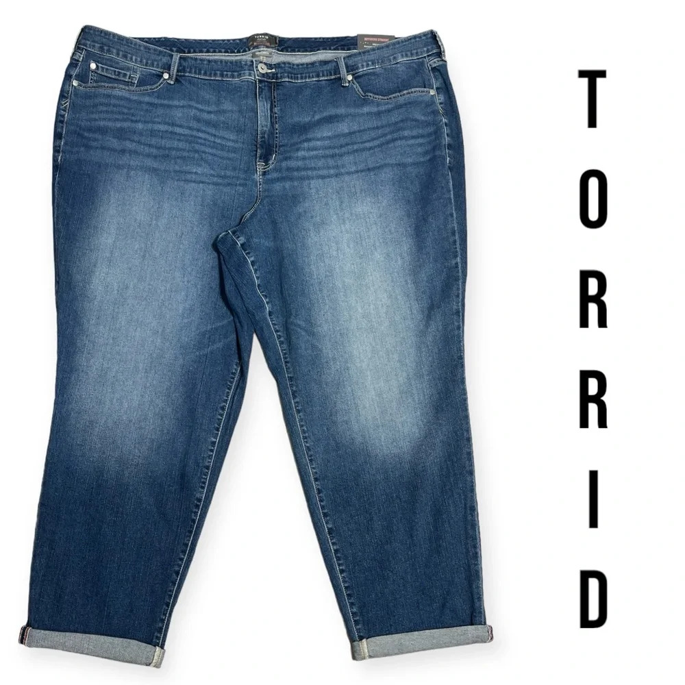 Torrid boyfriend fit jeans size 30 - Picture 2 of 10